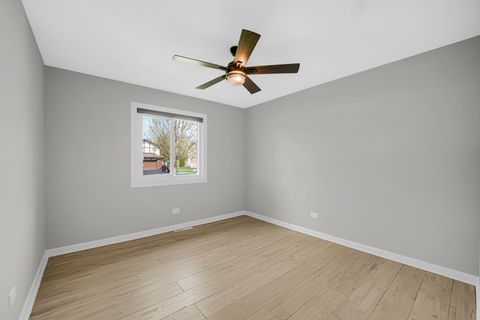 Tiny photo for 85 Larch Road, Frankfort, IL 60423 (MLS # 12586166)