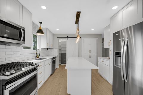 Tiny photo for 85 Larch Road, Frankfort, IL 60423 (MLS # 12586166)