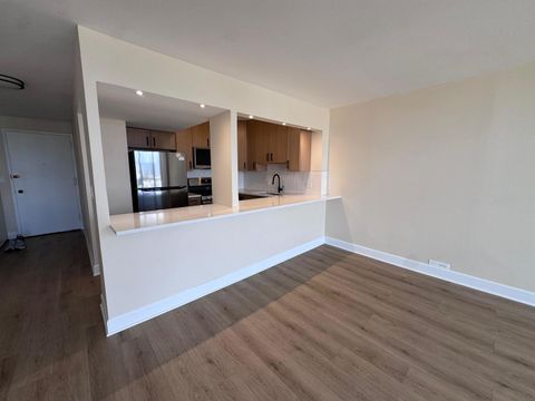 Tiny photo for 2901 S MICHIGAN Avenue #2109, Chicago, IL 60616 (MLS # 12455641)