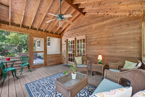 Tiny photo for 30W280 Holyoke Court, Warrenville, IL 60555 (MLS # 12725817)