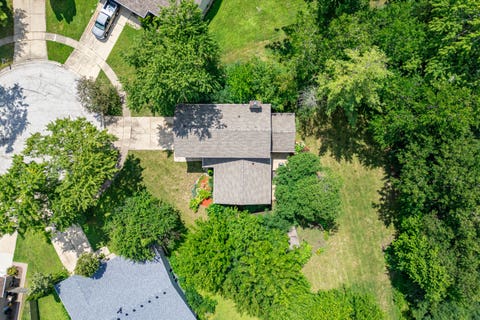 Tiny photo for 30W280 Holyoke Court, Warrenville, IL 60555 (MLS # 12725817)
