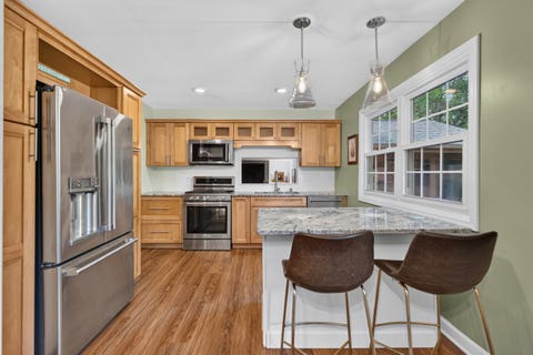 Tiny photo for 30W280 Holyoke Court, Warrenville, IL 60555 (MLS # 12725817)