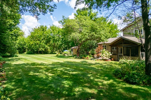 Tiny photo for 30W280 Holyoke Court, Warrenville, IL 60555 (MLS # 12725817)