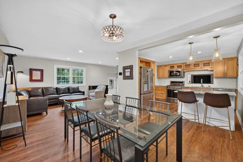 Tiny photo for 30W280 Holyoke Court, Warrenville, IL 60555 (MLS # 12725817)