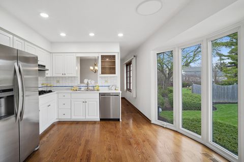 Tiny photo for 3712 Winnetka Road, Glenview, IL 60026 (MLS # 12614705)