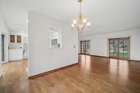 Tiny photo for 3712 Winnetka Road, Glenview, IL 60026 (MLS # 12614705)