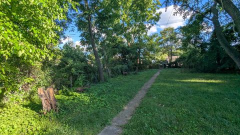 Tiny photo for 327 E 136th Place, Chicago, IL 60827 (MLS # 12679802)