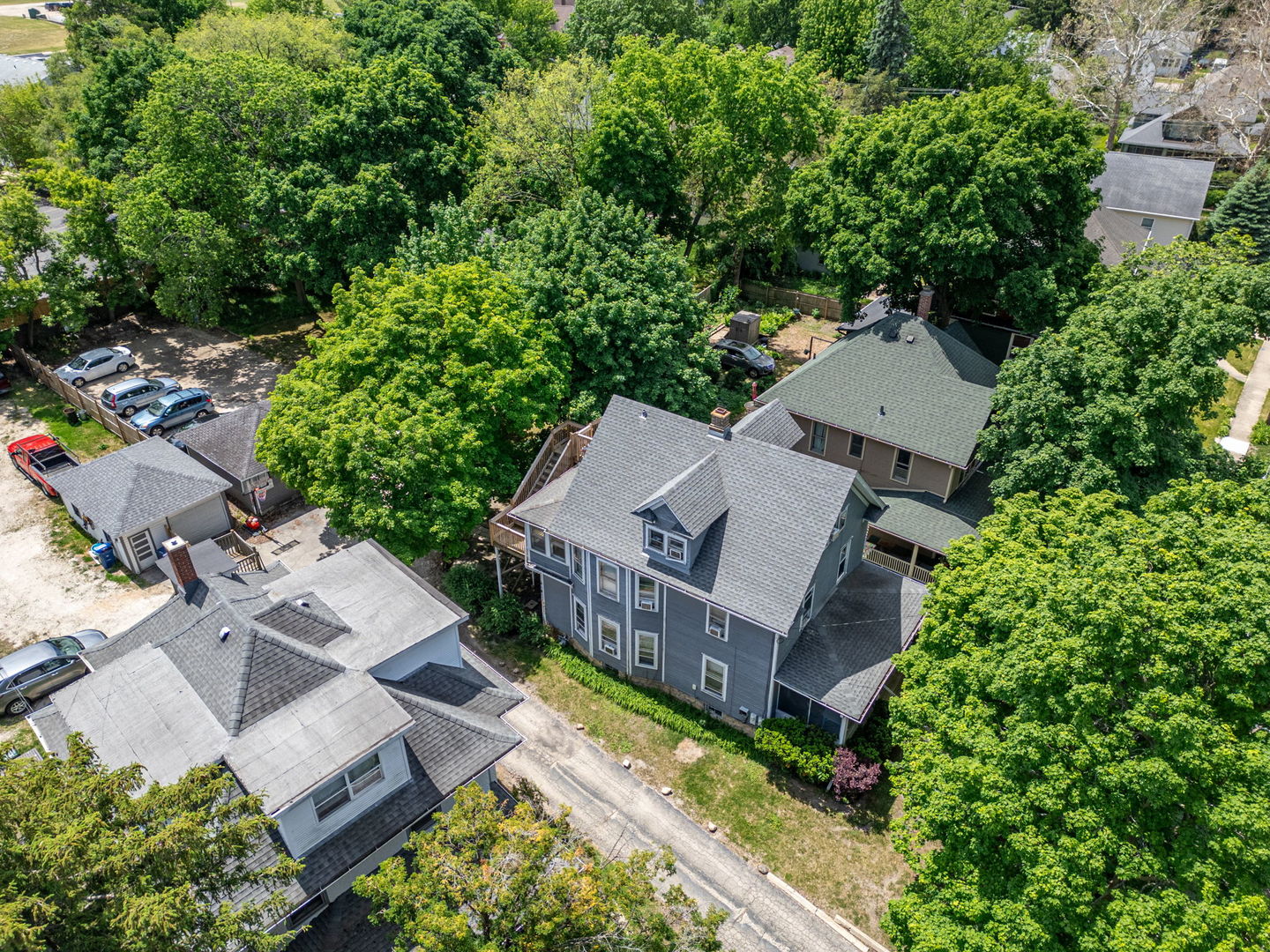 226 W Locust Street