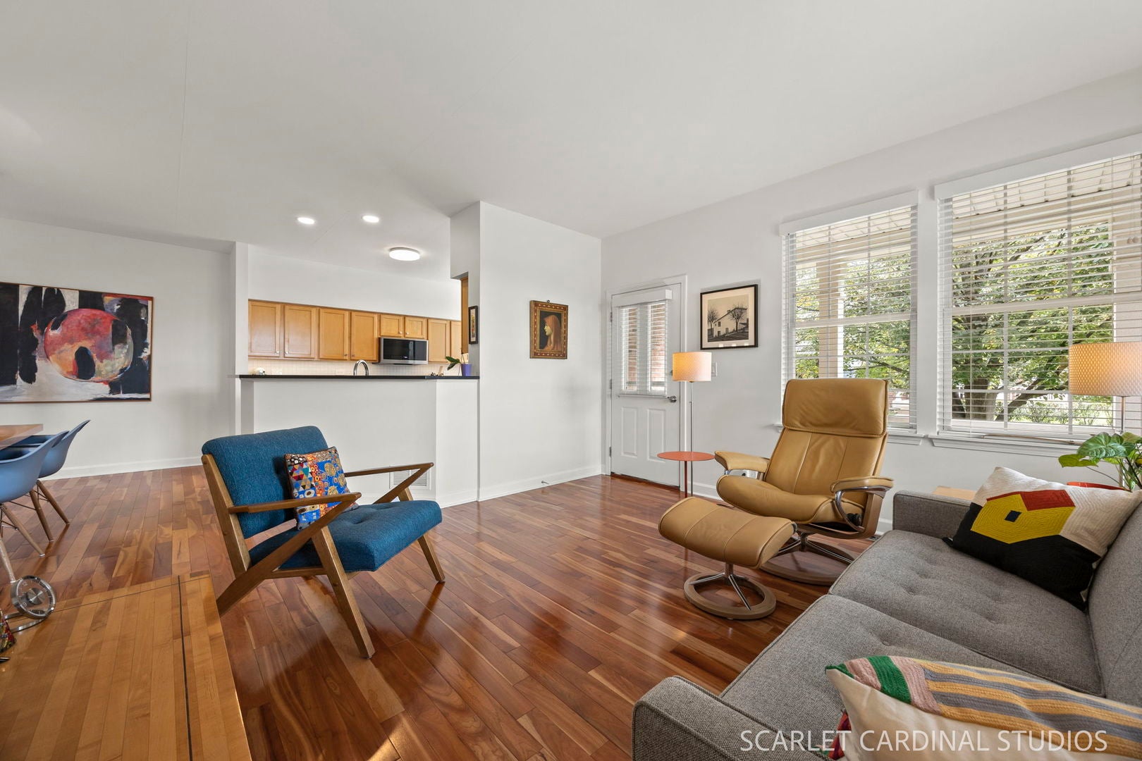 641 W Moreland Avenue