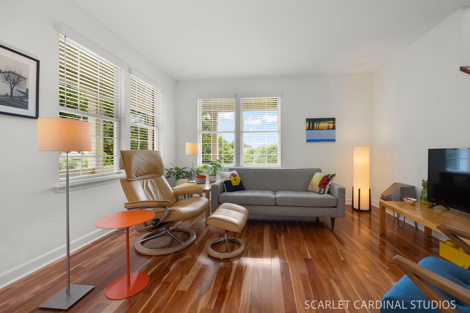 641 W Moreland Avenue