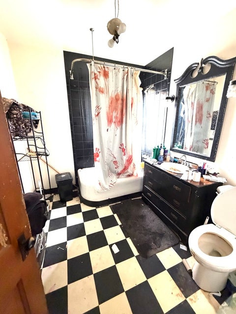 Tiny photo for 203 W Locust Street, Canton, IL 61520 (MLS # 12763373)