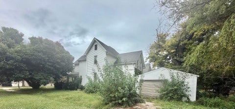 Tiny photo for 203 W Locust Street, Canton, IL 61520 (MLS # 12763373)