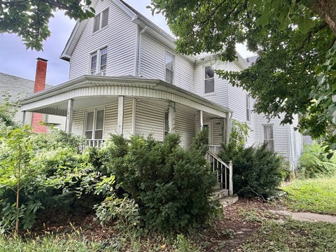 Photo of 203 W Locust Street, Canton, IL 61520 (MLS # 12763373)