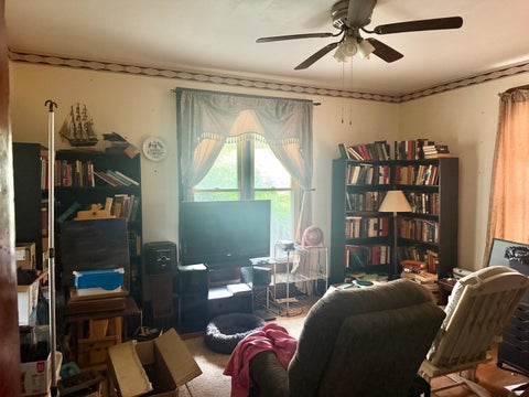 Tiny photo for 203 W Locust Street, Canton, IL 61520 (MLS # 12763373)