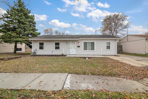 Photo of 4301 Greenbrier Lane, Richton Park, IL 60471 (MLS # 12523389)