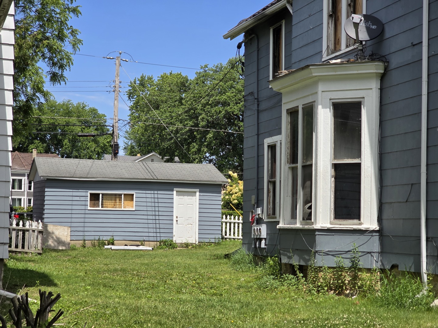 411 Grant Place