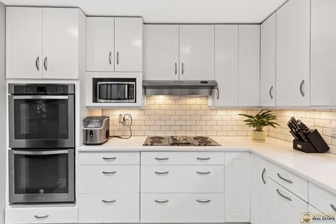 Tiny photo for 1773 Winthrop Road, Highland Park, IL 60035 (MLS # 12489004)