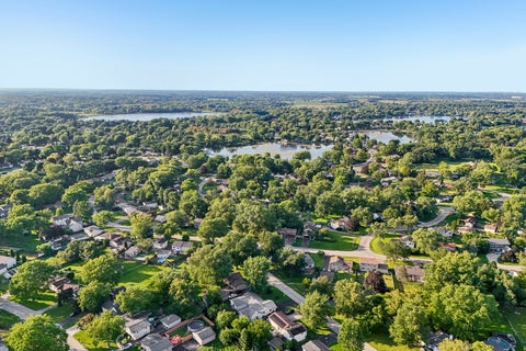 Tiny photo for Lindenhurst, IL 60046 (MLS # 12740825)