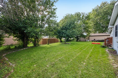 Tiny photo for Lindenhurst, IL 60046 (MLS # 12740825)