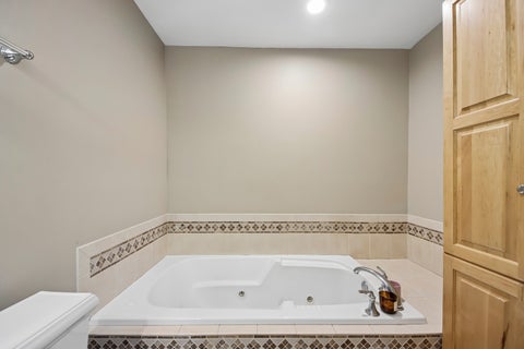 Tiny photo for Lindenhurst, IL 60046 (MLS # 12740825)