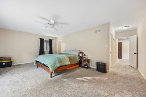 Tiny photo for Lindenhurst, IL 60046 (MLS # 12740825)