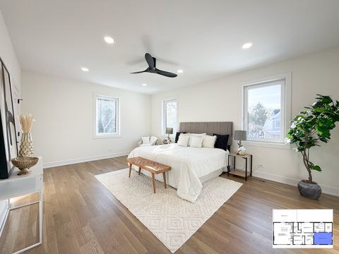Tiny photo for 703 N Gibbons Avenue, Arlington Heights, IL 60004 (MLS # 12661859)