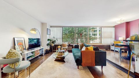 Tiny photo for 3550 N Lake Shore Drive #224, Chicago, IL 60657 (MLS # 12398562)