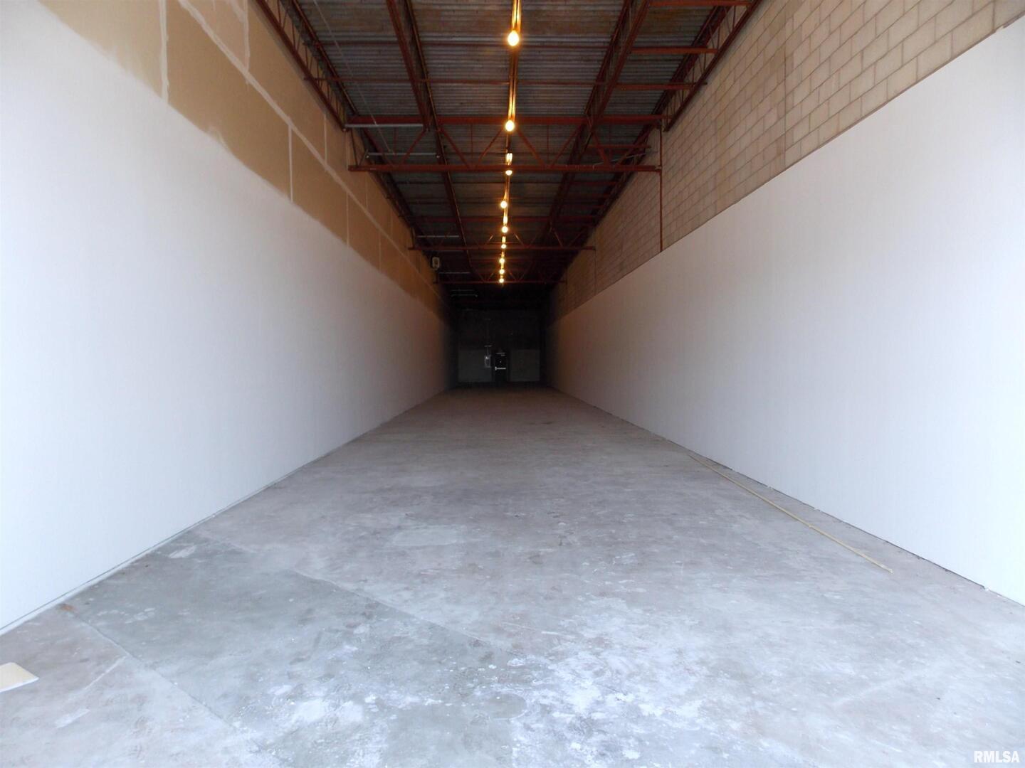 1309 W BROADWAY Street