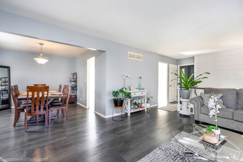 Tiny photo for Bolingbrook, IL 60440 (MLS # 12553036)