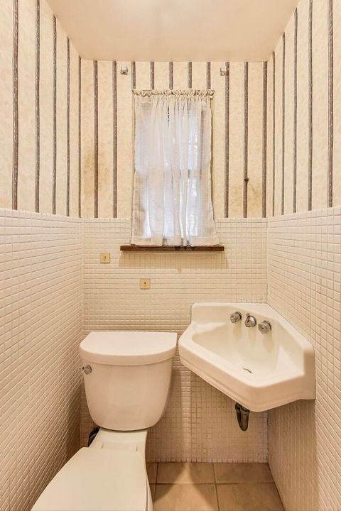 Tiny photo for 835 Yale Lane, Highland Park, IL 60035 (MLS # 12494594)