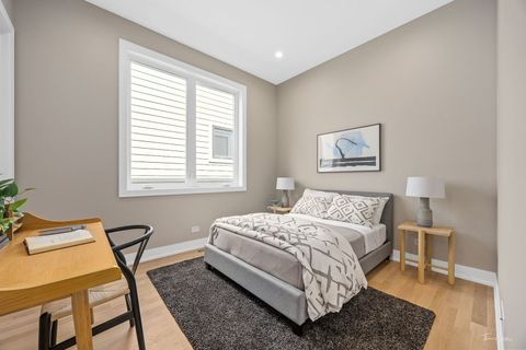Tiny photo for 1634 W Wolfram Street, Chicago, IL 60657 (MLS # 12480794)
