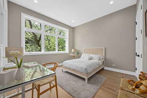 Tiny photo for 1634 W Wolfram Street, Chicago, IL 60657 (MLS # 12480794)