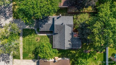 Tiny photo for 325 Green Valley Drive, Naperville, IL 60540 (MLS # 12471057)