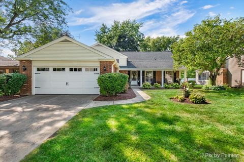 Tiny photo for 325 Green Valley Drive, Naperville, IL 60540 (MLS # 12471057)