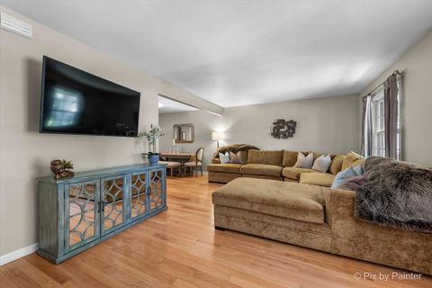 Tiny photo for 325 Green Valley Drive, Naperville, IL 60540 (MLS # 12471057)