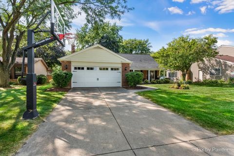 Tiny photo for 325 Green Valley Drive, Naperville, IL 60540 (MLS # 12471057)