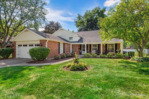 Photo of 325 Green Valley Drive, Naperville, IL 60540 (MLS # 12471057)