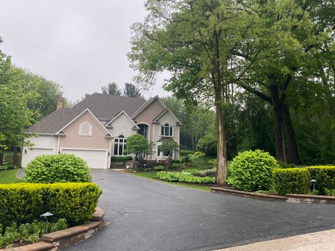 Photo of 1312 Galloway Drive, Woodstock, IL 60098 (MLS # 12468020)