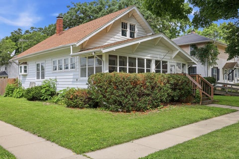 Tiny photo for 603 N Jefferson Avenue, Dixon, IL 61021 (MLS # 12691328)
