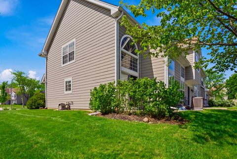 Tiny photo for 605 Kingsbridge Drive, Carol Stream, IL 60188 (MLS # 12642517)