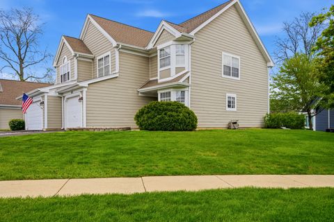 Tiny photo for 605 Kingsbridge Drive, Carol Stream, IL 60188 (MLS # 12642517)