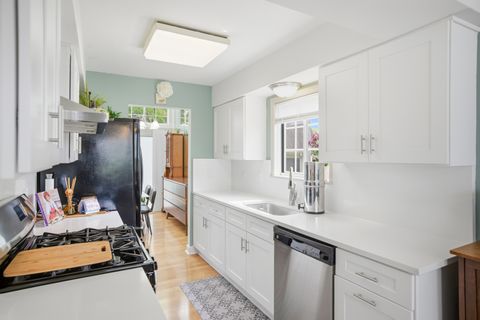 Tiny photo for 605 Kingsbridge Drive, Carol Stream, IL 60188 (MLS # 12642517)