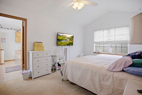 Tiny photo for 605 Kingsbridge Drive, Carol Stream, IL 60188 (MLS # 12642517)