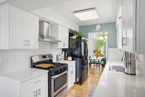 Tiny photo for 605 Kingsbridge Drive, Carol Stream, IL 60188 (MLS # 12642517)