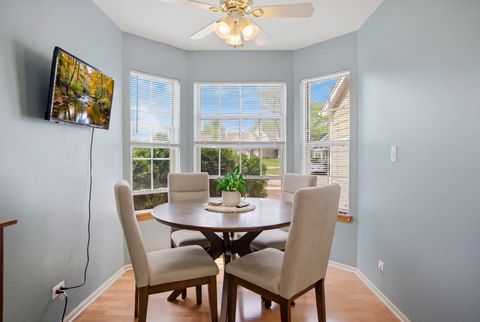 Tiny photo for 605 Kingsbridge Drive, Carol Stream, IL 60188 (MLS # 12642517)