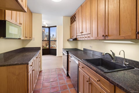 Tiny photo for 901 S Plymouth Court #1905, Chicago, IL 60605 (MLS # 12795983)
