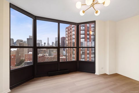 Tiny photo for 901 S Plymouth Court #1905, Chicago, IL 60605 (MLS # 12795983)