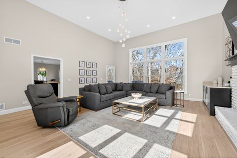 Tiny photo for 41W716 Hunters Hill Drive, St. Charles, IL 60175 (MLS # 12578398)