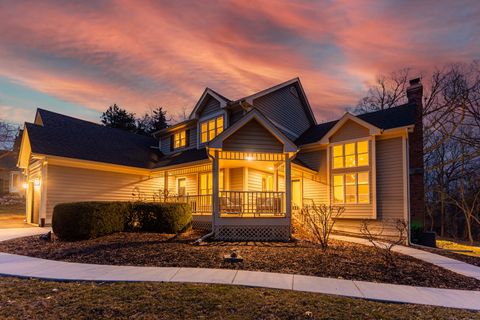 Tiny photo for 41W716 Hunters Hill Drive, St. Charles, IL 60175 (MLS # 12578398)