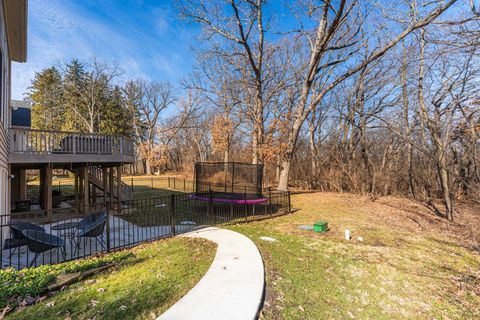 Tiny photo for 41W716 Hunters Hill Drive, St. Charles, IL 60175 (MLS # 12578398)